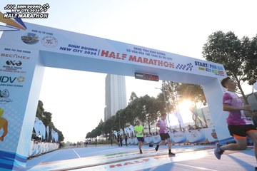 BINH DUONG NEW CITY HALF MARATHON 2024 - Ảnh #1819965