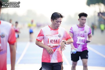 BINH DUONG NEW CITY HALF MARATHON 2024 - Ảnh #1757987