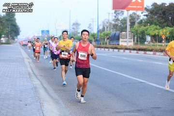 BINH DUONG NEW CITY HALF MARATHON 2024 - Ảnh #1770569