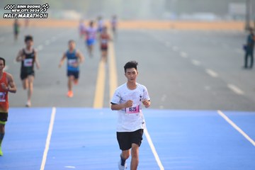 BINH DUONG NEW CITY HALF MARATHON 2024 - Ảnh #1740828