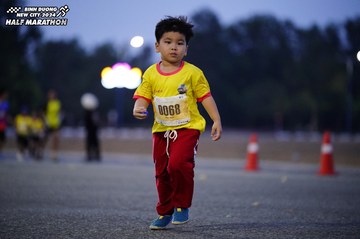 BINH DUONG NEW CITY HALF MARATHON 2024 - Ảnh #1725968