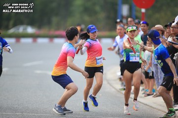 BINH DUONG NEW CITY HALF MARATHON 2024 - Ảnh #1736191