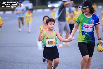 BINH DUONG NEW CITY HALF MARATHON 2024 - Ảnh #1726777
