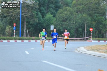 BINH DUONG NEW CITY HALF MARATHON 2024 - Ảnh #1735460