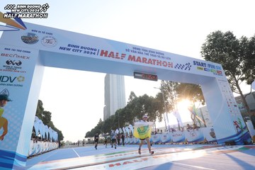 BINH DUONG NEW CITY HALF MARATHON 2024 - Ảnh #1819953