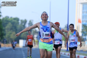 BINH DUONG NEW CITY HALF MARATHON 2024 - Ảnh #1764996