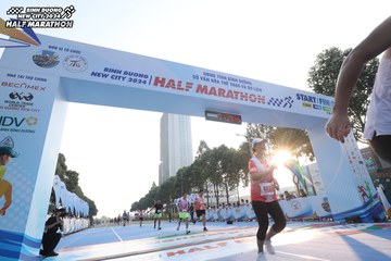 BINH DUONG NEW CITY HALF MARATHON 2024 - Ảnh #1820247