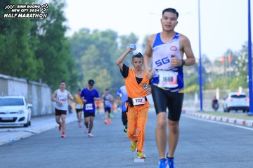 BINH DUONG NEW CITY HALF MARATHON 2024 - Ảnh #1776311