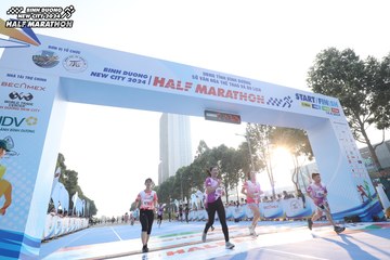 BINH DUONG NEW CITY HALF MARATHON 2024 - Ảnh #1820546