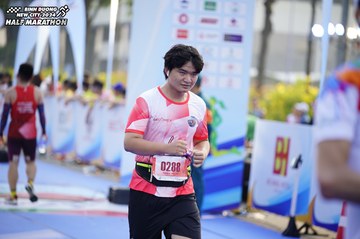 BINH DUONG NEW CITY HALF MARATHON 2024 - Ảnh #1762413