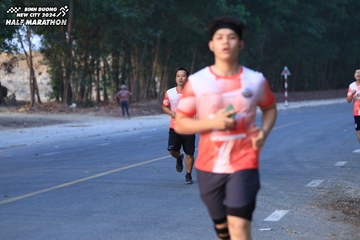 BINH DUONG NEW CITY HALF MARATHON 2024 - Ảnh #1750206