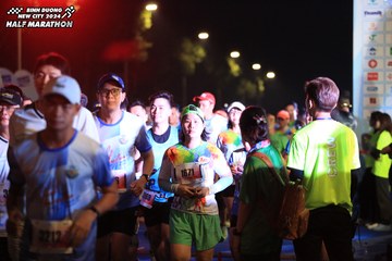 BINH DUONG NEW CITY HALF MARATHON 2024 - Ảnh #1737422