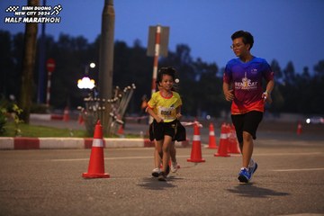 BINH DUONG NEW CITY HALF MARATHON 2024 - Ảnh #1728523