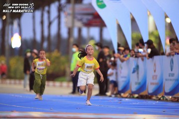 BINH DUONG NEW CITY HALF MARATHON 2024 - Ảnh #1724245
