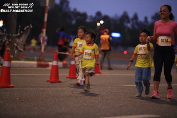 BINH DUONG NEW CITY HALF MARATHON 2024 - Ảnh #1728483