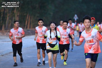 BINH DUONG NEW CITY HALF MARATHON 2024 - Ảnh #1750885