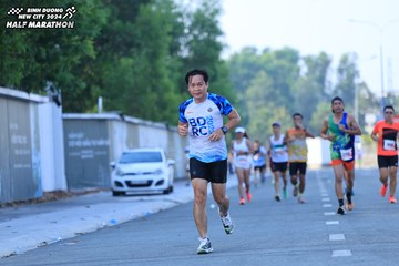 BINH DUONG NEW CITY HALF MARATHON 2024 - Ảnh #1766004