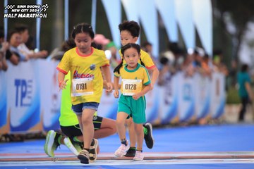 BINH DUONG NEW CITY HALF MARATHON 2024 - Ảnh #1724328