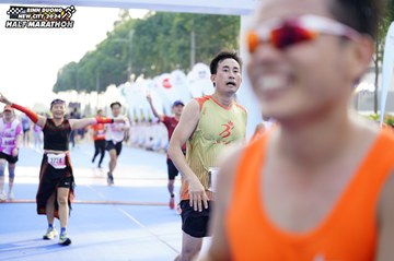 BINH DUONG NEW CITY HALF MARATHON 2024 - Ảnh #1768227