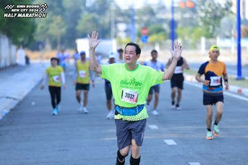 BINH DUONG NEW CITY HALF MARATHON 2024 - Ảnh #1768576