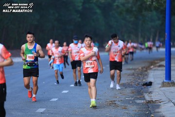 BINH DUONG NEW CITY HALF MARATHON 2024 - Ảnh #1750372
