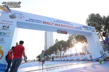 BINH DUONG NEW CITY HALF MARATHON 2024 - Ảnh #1819404