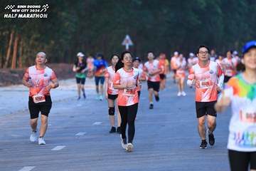 BINH DUONG NEW CITY HALF MARATHON 2024 - Ảnh #1771897