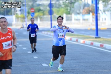 BINH DUONG NEW CITY HALF MARATHON 2024 - Ảnh #1770472