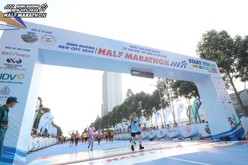 BINH DUONG NEW CITY HALF MARATHON 2024 - Ảnh #1821658