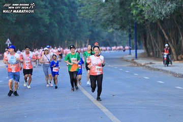 BINH DUONG NEW CITY HALF MARATHON 2024 - Ảnh #1772347