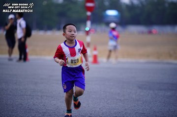 BINH DUONG NEW CITY HALF MARATHON 2024 - Ảnh #1725108