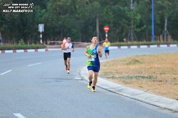 BINH DUONG NEW CITY HALF MARATHON 2024 - Ảnh #1735300