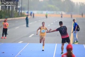 BINH DUONG NEW CITY HALF MARATHON 2024 - Ảnh #1738741