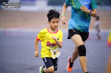 BINH DUONG NEW CITY HALF MARATHON 2024 - Ảnh #1725347