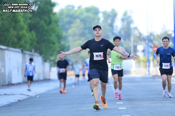 BINH DUONG NEW CITY HALF MARATHON 2024 - Ảnh #1768290
