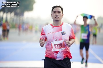 BINH DUONG NEW CITY HALF MARATHON 2024 - Ảnh #1762822