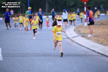 BINH DUONG NEW CITY HALF MARATHON 2024 - Ảnh #1726612