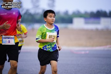 BINH DUONG NEW CITY HALF MARATHON 2024 - Ảnh #1725253