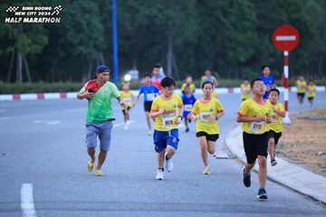 BINH DUONG NEW CITY HALF MARATHON 2024 - Ảnh #1726180