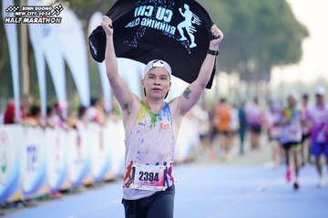 BINH DUONG NEW CITY HALF MARATHON 2024 - Ảnh #1763321