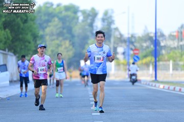 BINH DUONG NEW CITY HALF MARATHON 2024 - Ảnh #1767504