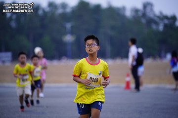 BINH DUONG NEW CITY HALF MARATHON 2024 - Ảnh #1725201