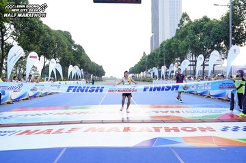 BINH DUONG NEW CITY HALF MARATHON 2024 - Ảnh #1770756