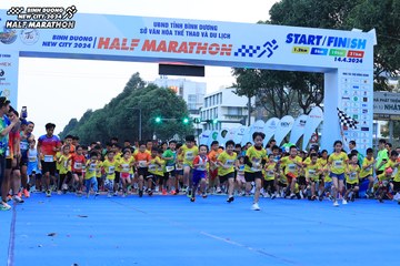 BINH DUONG NEW CITY HALF MARATHON 2024 - Ảnh #1729072