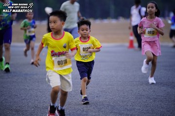 BINH DUONG NEW CITY HALF MARATHON 2024 - Ảnh #1725216