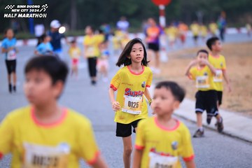 BINH DUONG NEW CITY HALF MARATHON 2024 - Ảnh #1726806