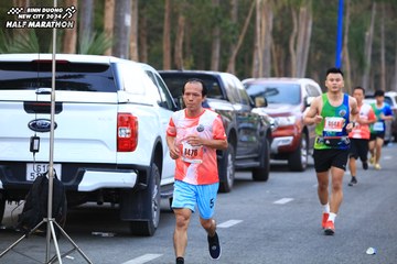 BINH DUONG NEW CITY HALF MARATHON 2024 - Ảnh #1756302