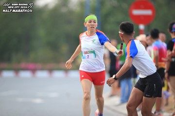 BINH DUONG NEW CITY HALF MARATHON 2024 - Ảnh #1736799