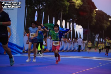 BINH DUONG NEW CITY HALF MARATHON 2024 - Ảnh #1729176