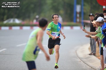 BINH DUONG NEW CITY HALF MARATHON 2024 - Ảnh #1736258
